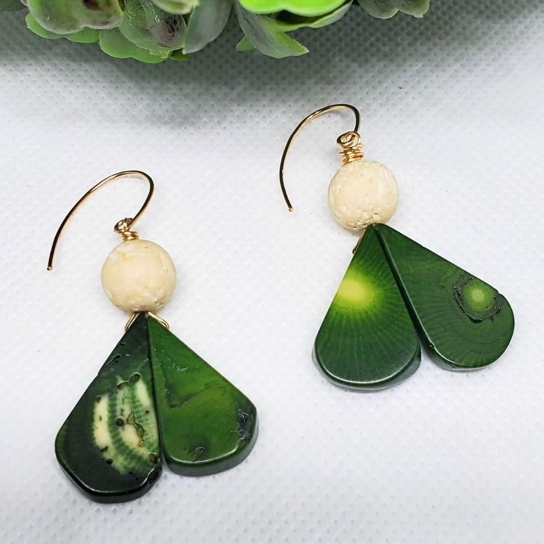 Handmade earrings are a must this for 2025 and here's why! - Jiana Deon