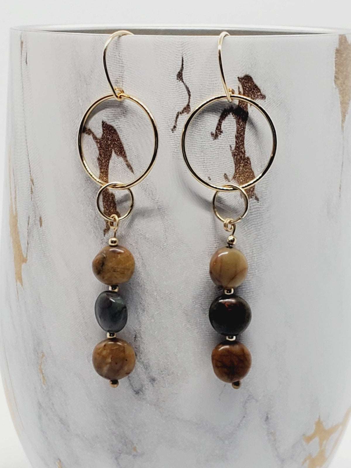Earrings on cup, handmade earrings, pebble earrings, earrings of nature, Zoe Drop Earrings