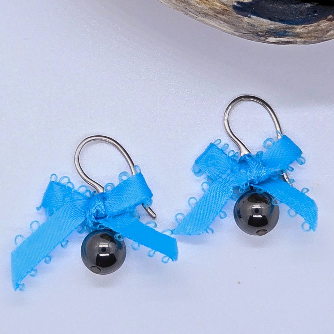 Womens Dainty Bow Earrings